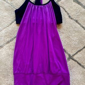 Lululemon tank size 8